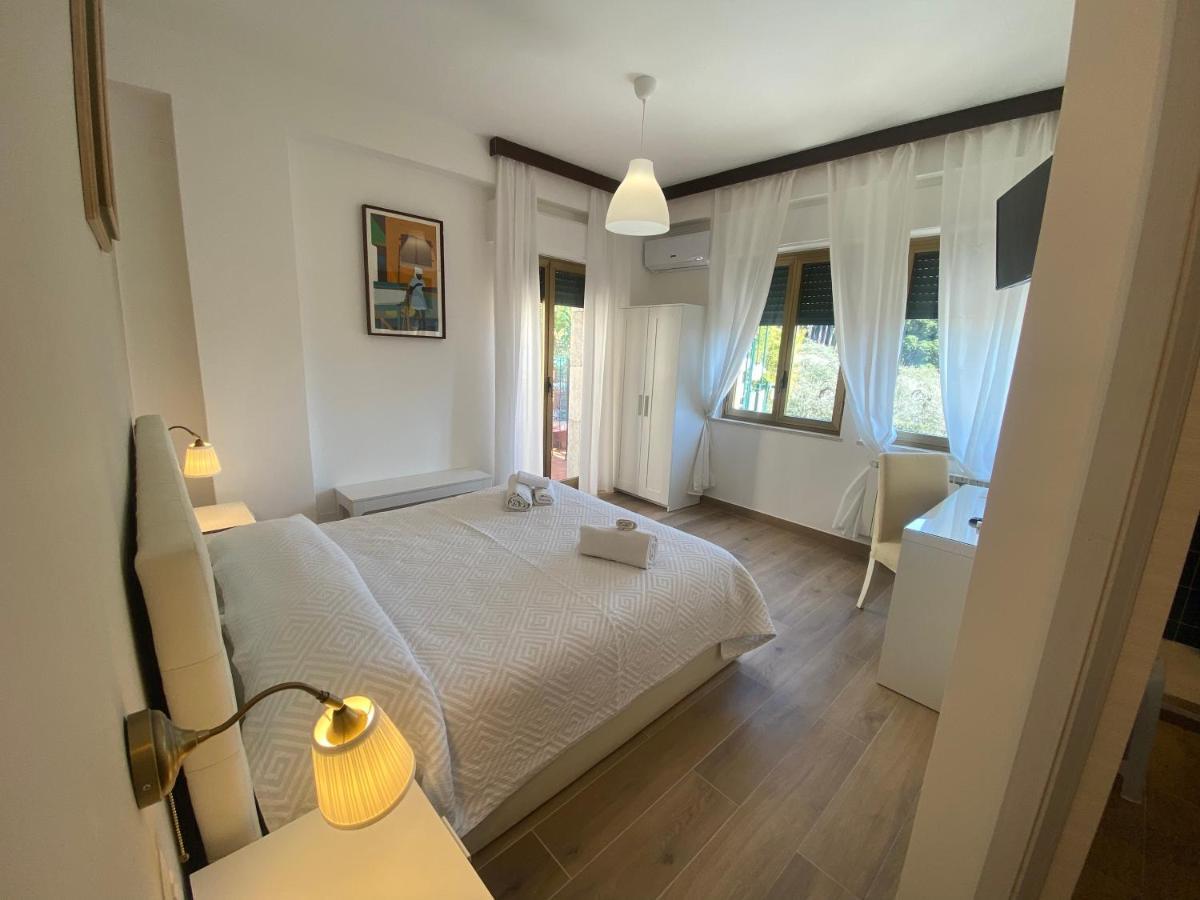 B&B Casa Al Vicolo 2 Taormina Luaran gambar